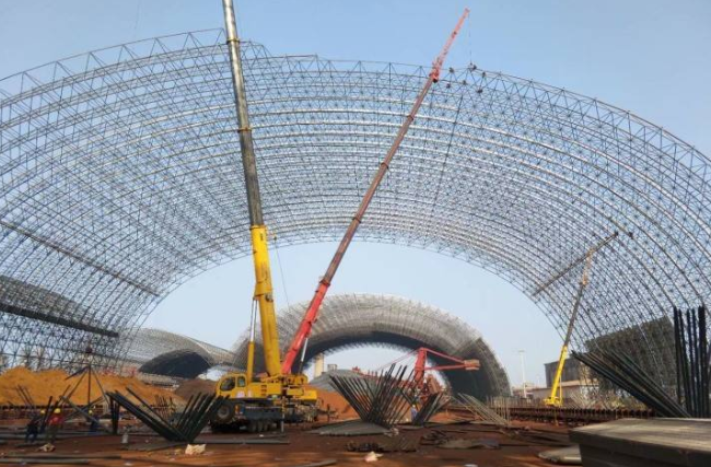 霸州浅析质料场封闭本领的特点以及利用类型